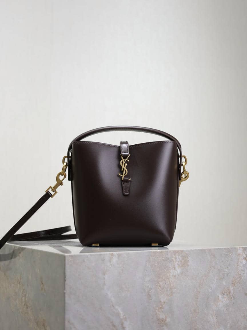1 Bucket Bag-35